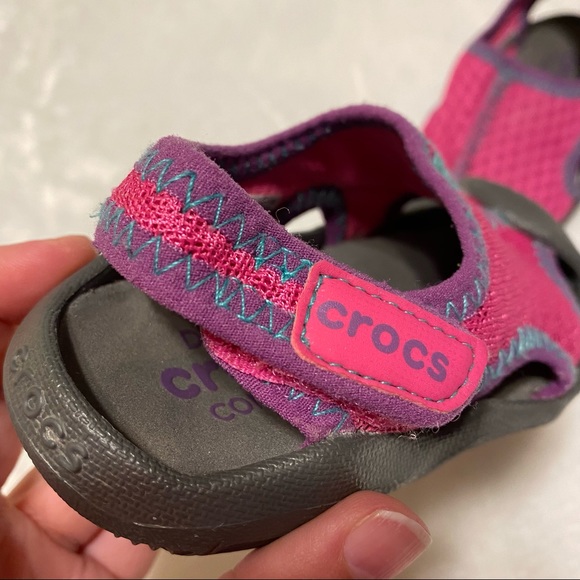 Crocs Kids' Swiftwater Sandal | Water Shoes | Slip On Kids' Sandals - Picture 3 of 16